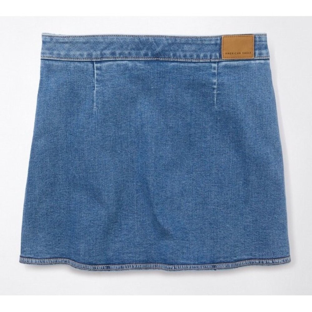 NWT American Eagle Outfitters Womens Size 18 AE Next Level Knit Denim Mini Skort - Picture 2 of 4